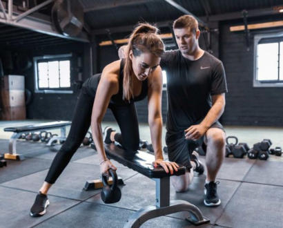 دورة مدرب اللياقة البدنية التعليم المدمج